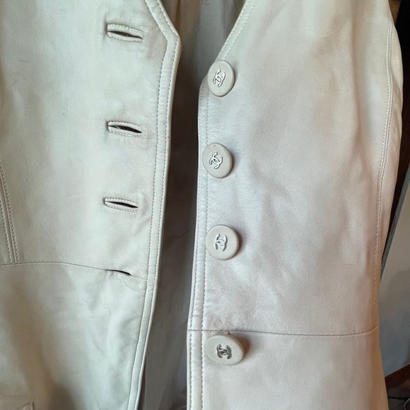 CHANEL BOUTIQUE Vintage Lambskin Sleeveless Longline Vest Creme Sz 38 With COA - Picture 7 of 16
